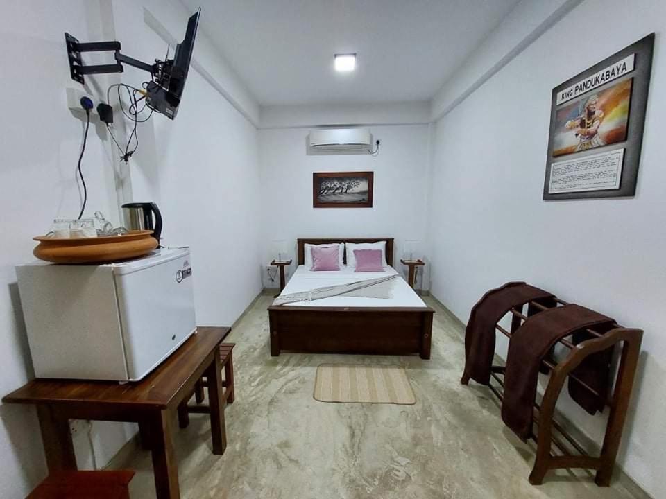 Kingcity Resort Anuradhapura Exterior foto