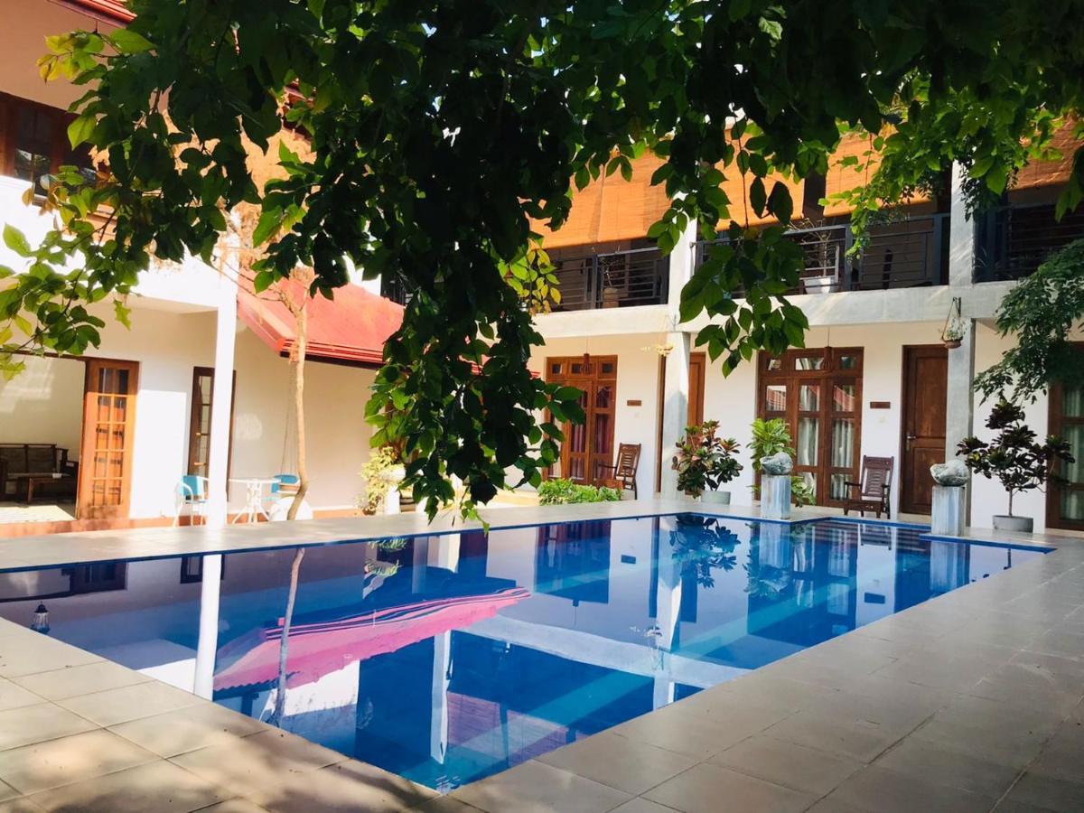 Kingcity Resort Anuradhapura Exterior foto